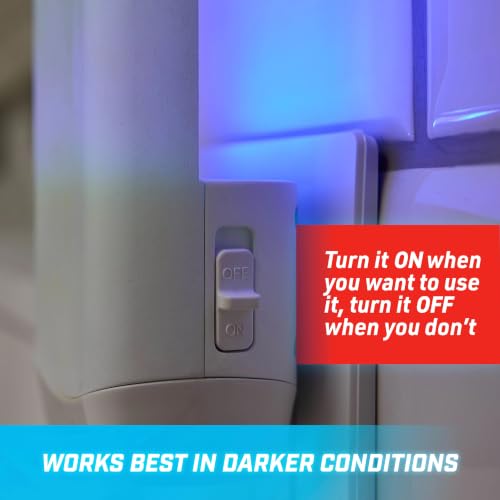 Image of Ortho Home Defense Max Indoor Flying Insect Trap - Light Sticky Trap for House Flies, Fruit Flies, and Gnats, 1 Plug-in and 4 Refills