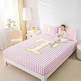 Dimensions : lit simple (1 drap-housse : 88,9 x 190,5 cm, 1 taie d'oreiller : 50,8 x 76,2 cm), lit double (1 drap-housse : 134,6 x 200,7 cm, 2 taies d'oreiller : 50,8 x 76,2 cm), très grand lit (1 drap-housse : 150 x 200 cm). 00.7 2 taies d'oreiller : 50,8 x 76,2 cm.