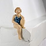 Mini Badefigur mollige Marta in dunkelblauem Badeanzug sitzend 50er/60er Jahre, 17cm