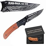 📐 Le couteau pliant manche en bois a une lame de 6 cm et un manche de 8,5 cm pour pouvoir le ranger dans sa poche facilement.