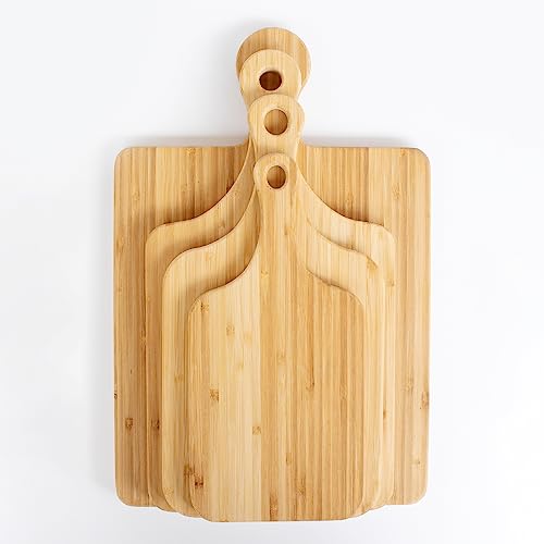 Tabla de cortar personalizada para bodas en la montaña, regalo para pareja aventurera, tablero para charcutería (madera de bambú, tamaño mediano) miniatura 3