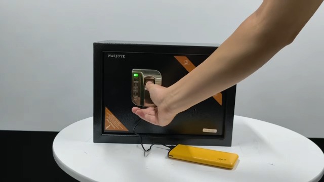 Amazon.co.jp: WASJOYE 指紋認証式 金庫 小型 指紋金庫 家庭用 店舗用