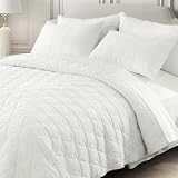 DAWNDIOR Corduroy Quilt Set Oversized King 112'x106', Lightweight All-Season Quilt with 2 Pillow Shams, Soft Fine-Striped Quilted Bed Cover, Cream White