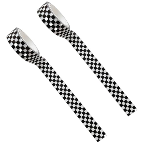 AKSIQIOL Lot de 2 rubans adhésifs à carreaux noirs et blancs – Thème voiture de course, autocollant décoratif pour travaux manuels, emballages et projets de bricolage