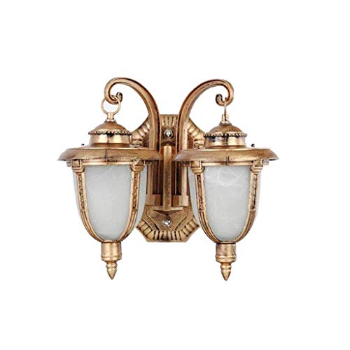 Lampe murale extérieure européenne en aluminium pour retrouver le charme des maisons d'autrefois