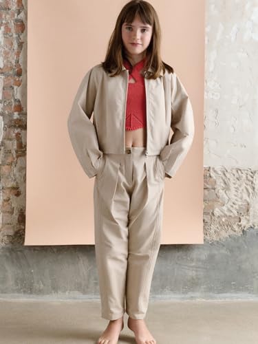 Pantalón largo de gabardina Mayoral arena: ropa cómoda para el colegio y paseos 2