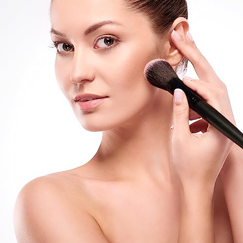 Image of Glam21 Powder Perfect Complexion 2-in-1 Compact 24gm with Oil Control formula | Sweatproof | Flowy Matte Finish (Almond - 04)