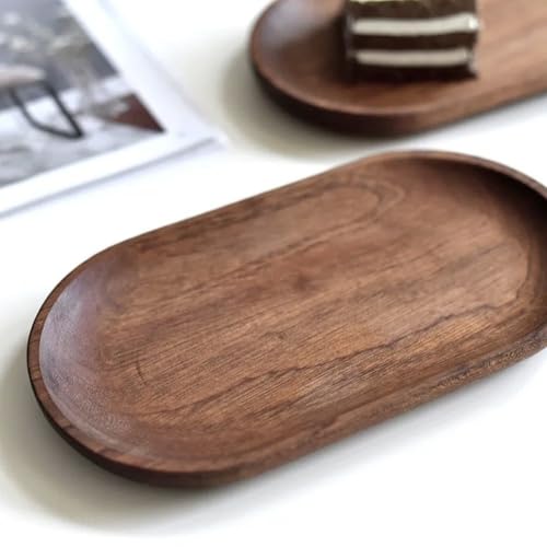 Planche à fromage en bois massif au design ovale et épuré