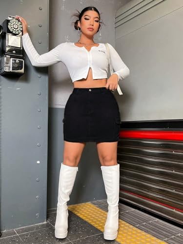 WDIRARA Women's Plus Size High Waist Cargo Denim Skirt Flap Pockets Zipper Fly Bodycon Mini Jean Skirt3