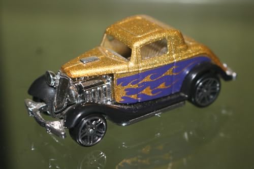Image of 1:64 Diecast Vintage Cars| Model Cars | Metal Cars | Vintage Metal Cars| Vintage Track Racing Cars | Racing Thrills | Vintage Model Cars | Pack of 5 Metal Cars