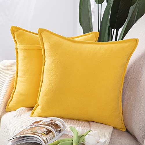 MADIZZ 2er Set kurzen Chenille Zierkissenbezüge weicher dekorativer Kissenbezug für Sofa, Schlafzimmer Kissenhülle Gelb 40x40 cm Quadrat