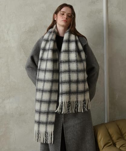 Women Long Plaid Chunky Scarf Oversized Big Thick Soft Blanket Scarf Cold Weather Winter Warm Wrap Shawl Ladies Gifts (Black) — view 2