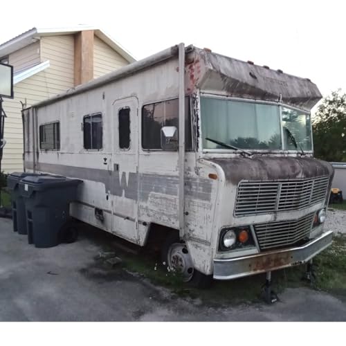 Episode 7: The Hunt for My Vintage Winnebago