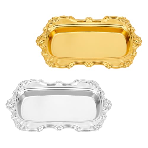 Essenziale per lo styling del matrimonio--Realizzato meticolosamente con un occhio attento all'estetica vintage, questo portaoggetti in ferro è un pezzo unico. Presenta una finitura oro e argento, rendendolo una scelta ideale per catturare ogni intricato dettaglio delle composizioni floreali per matrimoni e aggiungere un tocco di eleganza all'arredamento cerimoniale. Misura 122x206mm, la sua forma rettangolare fornisce uno sfondo perfetto ed elegante per la disposizione degli accessori da sposa