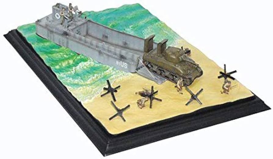 DRAGON ARMOR 1/72 LCM[3]上陸用舟艇 Amazon | 440 未使用 完成品 ドラゴンアーマー 1/72 LCM-3 揚陸
