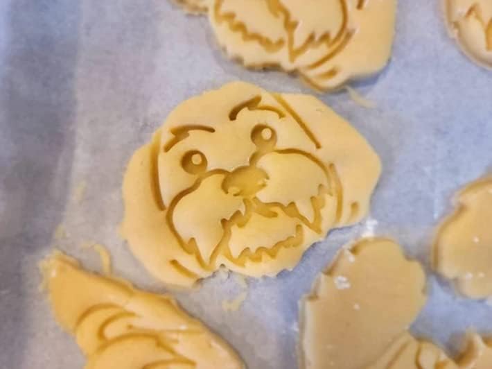 Miniatura 2 de Cortador de galletas y cortador de golosinas para perros Shih Tzu
