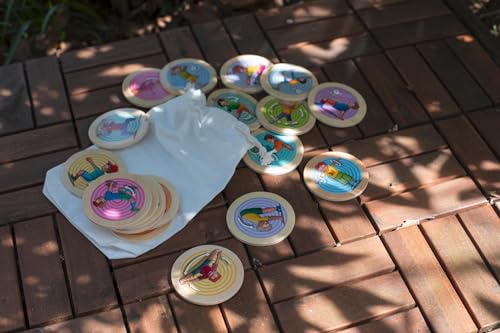 Eichhorn - Outdoor Bewegungsspiel, animiert Kinder zum Bewegen, Turnen und Auslassen, 20 Spielscheiben mit Motiven, inkl. Stoffbeutel zur Aufbewahrung, aus Lindensperrholz, ab 3 Jahren