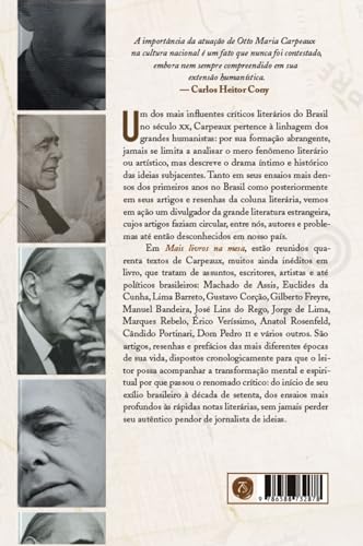 Mais livros na mesa