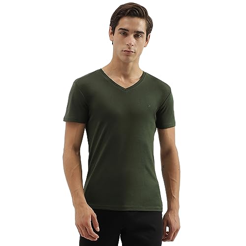 Image of UNITED COLORS OF BENETTON Men's Cotton Solid Regular Fit T-Shirt