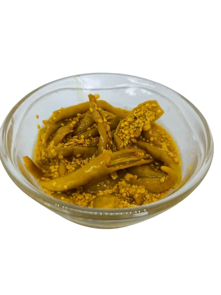 Image of Organic Anand Homemade Natural Green Chilli Pickle 500 Gram Hari Mirchi Ka Achar Dipped in Lemon Juice Khatta Spicy No preservative