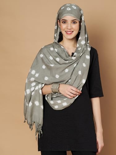Image of Women's Cotton Rayon Bandhani Print Dupatta with Tassels 2.25 Meters | Women's cotton printed dupatta with tassels.