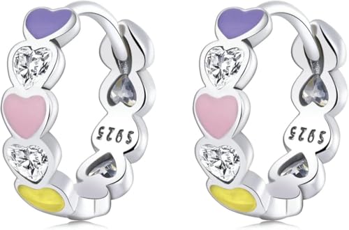 Collier arc-en-ciel d'amour et boucles de coeur coloré pour célébrer vos sentiments