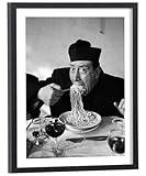 Tableau Fernandel Le retour de Don Camillo 30 x 40 cm avec cadre en bois noir inclus