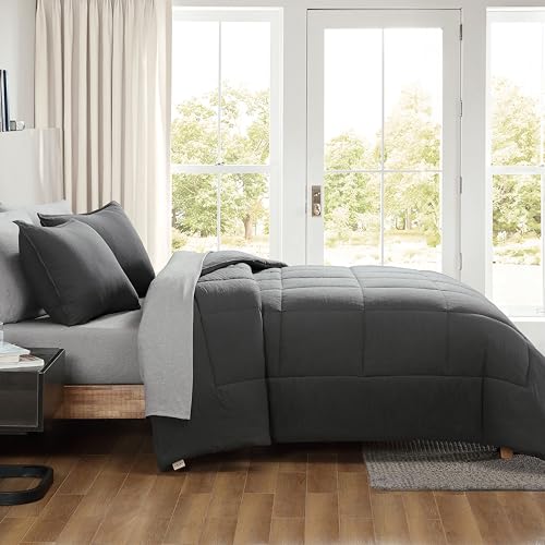 UGG Full/Queen Comforter Set with 2 Pillow Shams, Lightweight Down Alternative Blanket, Reversible Cozy Warm All Season Washable, Hypoallergenic Bedding Set, Charcoal Grey (Leonora)