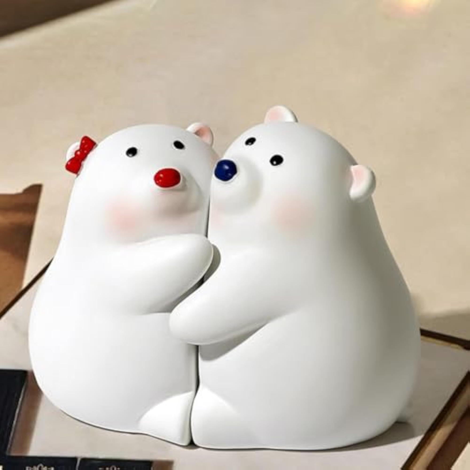 2X Hugging Bear Bookends, Cute Bear Book Stoppers
