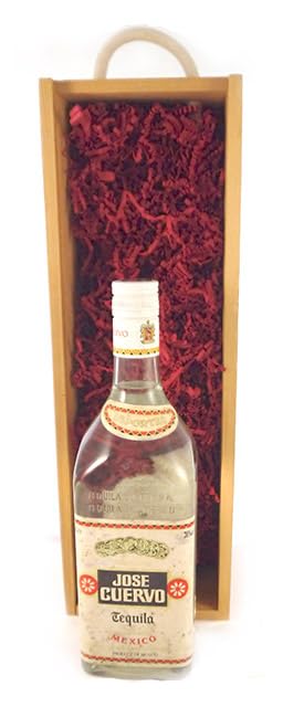 Jose Cuervo Tequila 1980's bottling (1 Litre) in einer Geschenkbox, 1 x 1000ml