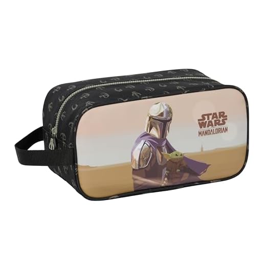 Safta The Mandalorian This IS The Way - Zapatillero Mediano, Multiusos, Portatodo, Deporte, Extraescolares, Fútbol, Cómodo y Versátil, 29x14x15 cm, Color Negro