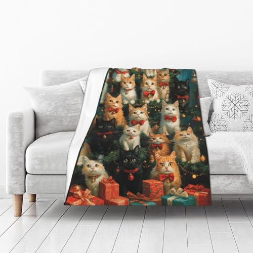 Cafemira Fleece Blankets,Christmas Tree and Cute Cats,Soft Cozy Flannel Throw Blanket,50x40 Inch,All Season,Perfect for Sofa,Camping,Office nap,Couch Throw,Bed Topper,for Kid,Adult,Sensitive Skin