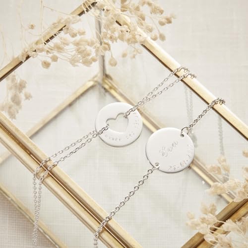 Bracelet chaînette enfant en argent avec médaille gravée