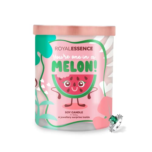 Vela Royal Essence You're One in a Melon (joya sorpresa de plata de ley 925 valorada en £ 50 a £ 3000) Tamaño del anillo 8 Cover