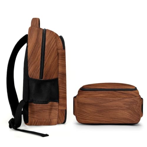 Mochila de viaje con compartimentos y textura de madera oscura 7