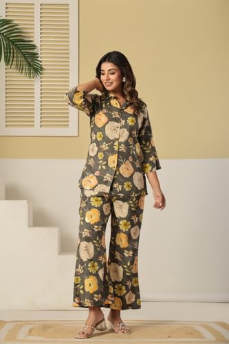Image of Women's Pure Cotton Printed Night Suit,Top and Relaxed Pajama Set, Stylish Sleepwear