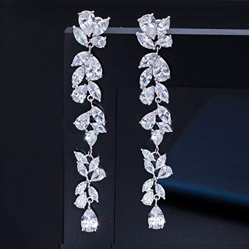 Boucles d'oreilles magnifiques fleurs en zircone pour sublimer un mariage