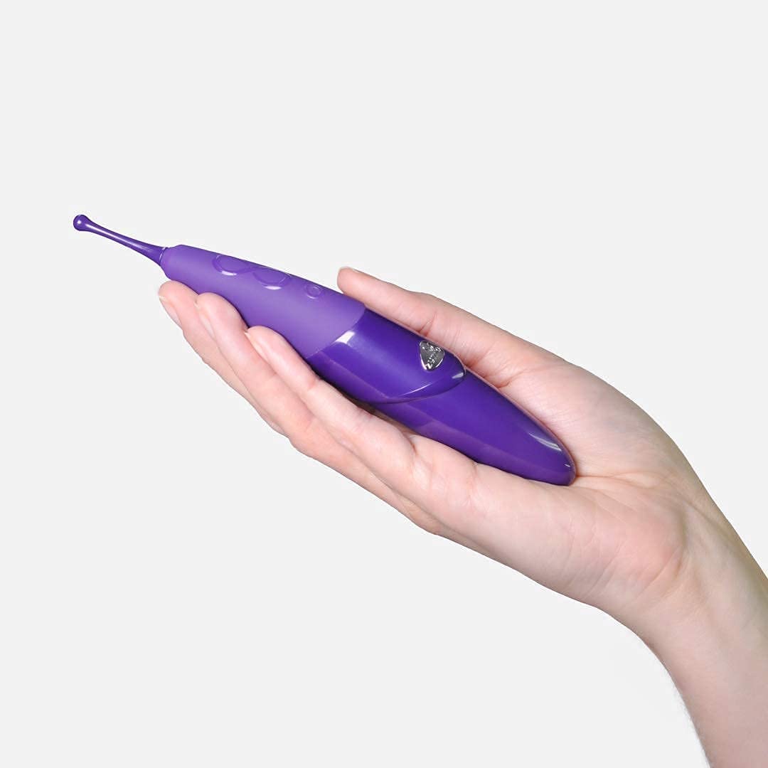 Amazon.com: Zumio X Clitoral Stimulator for Women- Wireless High-Frequency  G-Spot, Quick Orgasm, Waterproof, Splashproof, Rechargeable, Rotating  Vaginal Massager Masturbation Adult Sex Toys