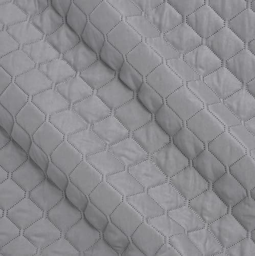Amazon Basics Übergroße Steppdecke mit Prägung, 170 x 210 cm, Dunkelgraues Diamantmuster