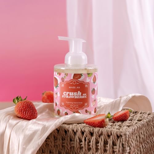 Image of ROMIIE ZOI Foaming Hand Soap, Strawberry, 500ml / 16.8fl.oz | With Gift Box, Gentle cleansing, nourishes skin without drying