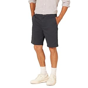 Amazon Essentials Men’s Classic-Fit 9″ Short