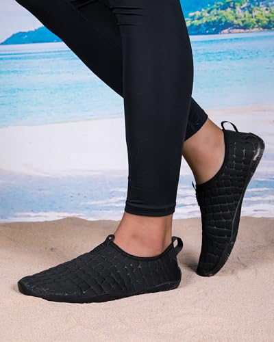 Water Shoes Barefoot Aqua Quick-Dry Beach Shoes for Women Men4
