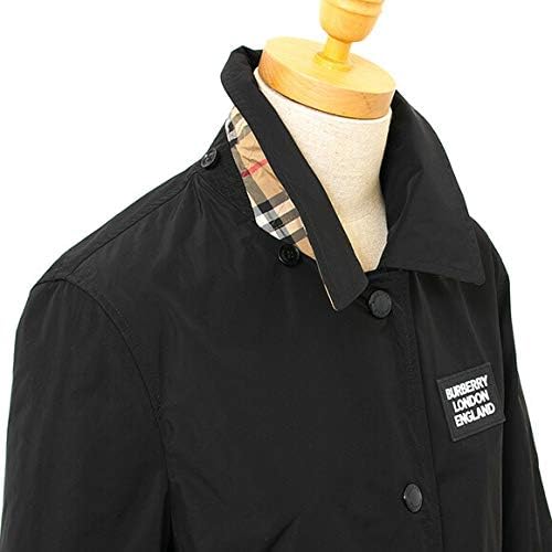 Close-up view of the collar and hood area of the BURBERRY OXCLOSE coat.