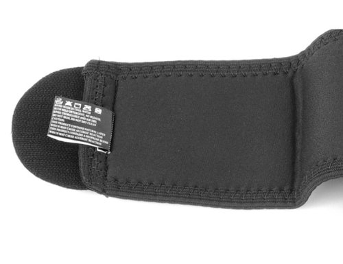 Mueller Medicine Adjustable Neoprene Elbow Support Brace One Size Black (2-Pack)