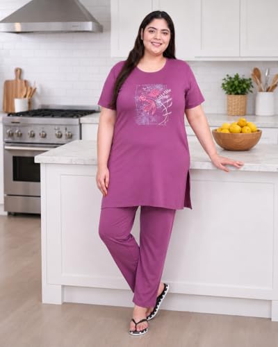 Image of In Love Women's Printed Cotton Plus Size Longline T-Shirt with Pockets | Cotton fabric - soft longline T-shirt with easy plus-size fit