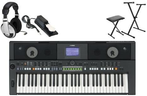 Yamaha PSR-S650 61-Key Arranger Workstation Value Bundle