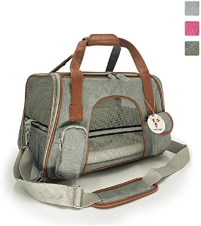 Susupet Airline Approved Pet Carrier Soft-Sided Cat Carrier and Dog Carrier for Small Dogs and Cats, Fits Underneath Airplane Seat.