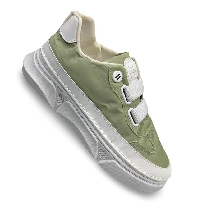 Image of Casual Platform Sneakers for Men, Chunky Sole, Lace-up Design