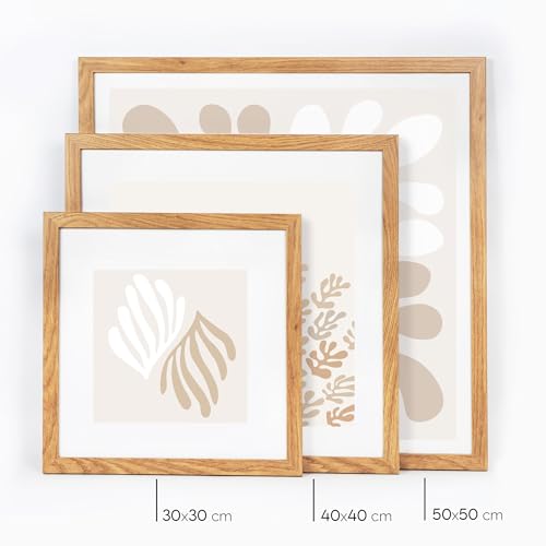FRAMAI® Bilderrahmen 50x50 cm Eichenfarbe, MDF Umweltfreundlichem Rahmen mit Bruchsicheren Plexi, Aufhänger und Aufsteller – Ansicht 5