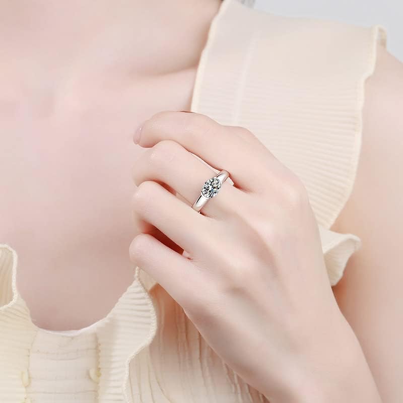 Striking 14K Gold Diamond Statement Ring for Women, Bold 1.5 Carat VVS1 D-Color Oval Cut Design, Showcasing Modern and Captivating Elegance image 3